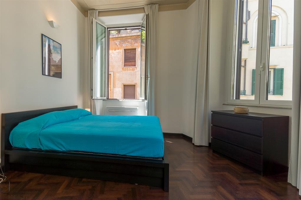 Palazzo Borghese Lovely Flat โรม ภายนอก รูปภาพ